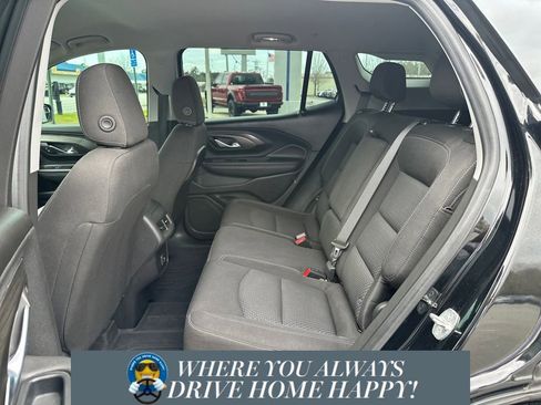 Used 2022 GMC Terrain SLE image 22