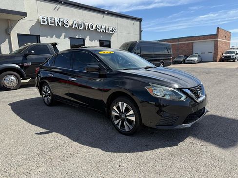 Used 2019 Nissan Sentra SV w/ Special Edition Package image 4