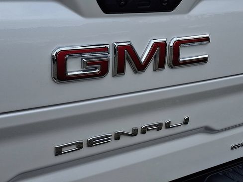 Used 2024 GMC Sierra 1500 Denali AWD/4WD image 34