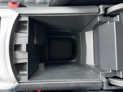 Used 2024 Ford Edge SEL w/ Convenience Package image 44