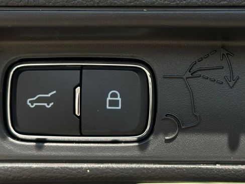 New 2026 Ford Explorer Active w/ Active Comfort Package image 49