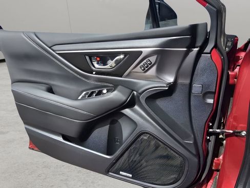 Used 2024 Subaru Outback Limited image 17