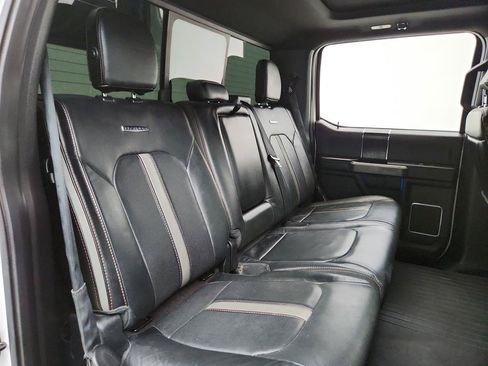 Used 2018 Ford F150 Platinum w/ Equipment Group 701A Luxury AWD/4WD image 30