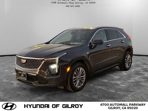 Used 2025 Cadillac XT4 Premium Luxury image 1
