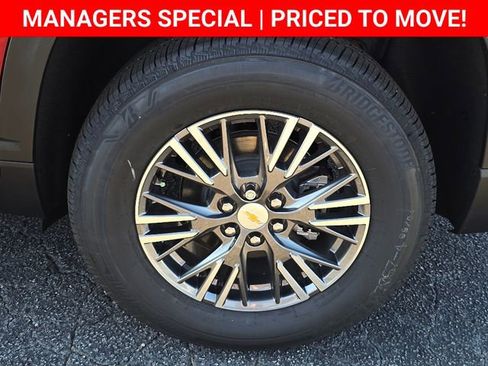 New 2026 Chevrolet Traverse LT w/ Driver Confidence Package image 20