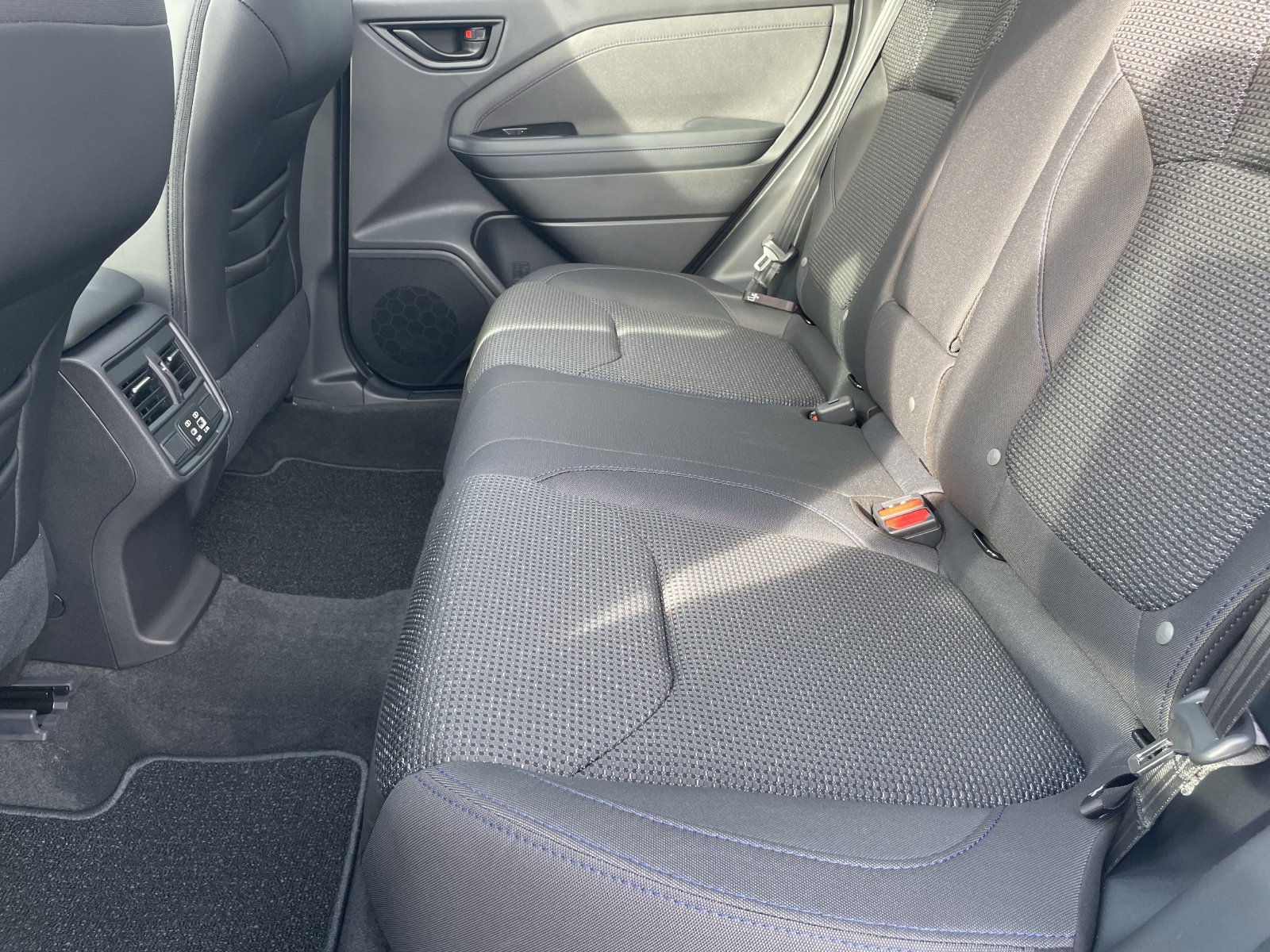 New 2026 Subaru Forester Premium AWD/4WD image 33