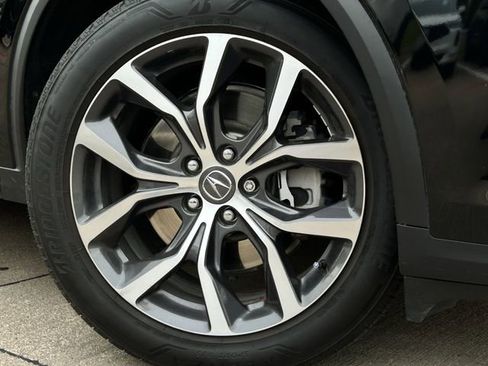 Certified 2024 Acura MDX FWD w/ Technology Package image 11