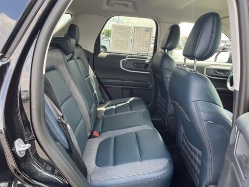 Used 2022 Ford Bronco Sport Outer Banks w/ Tech Package image 28