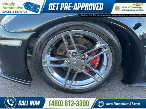 Used 2005 Chevrolet Corvette Coupe w/ Preferred Equipment Group RWD image 21