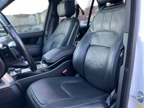 Used 2020 Land Rover Range Rover HSE image 37