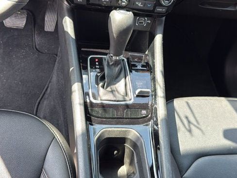 Used 2024 Jeep Compass Limited image 23