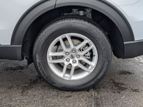 New 2026 Ford Explorer Active image 15