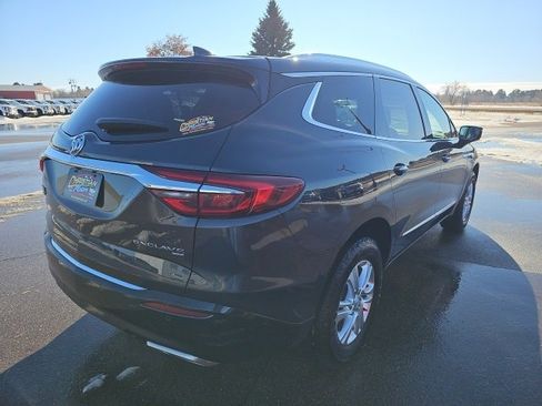Used 2019 Buick Enclave Essence image 5