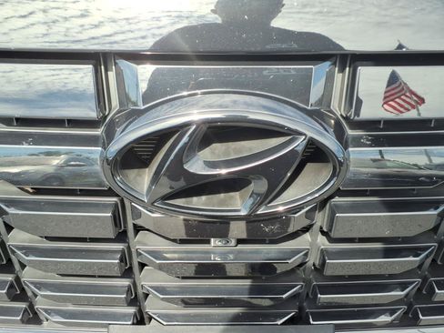Used 2023 Hyundai Palisade Limited w/ Cargo Package AWD/4WD image 12