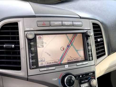Used 2010 Toyota Venza FWD image 22
