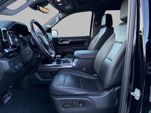 Used 2023 Chevrolet Silverado 1500 LTZ w/ Technology Package AWD/4WD image 21