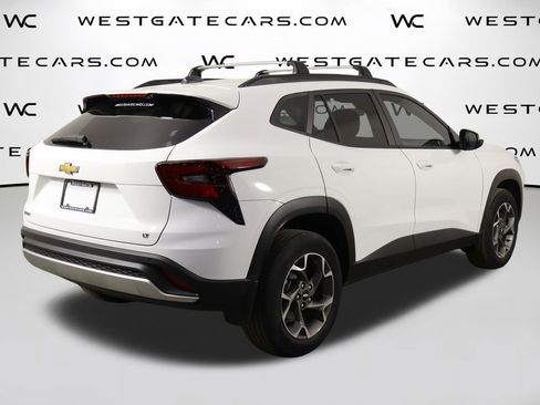 Used 2025 Chevrolet Trax LT w/ Driver Confidence Package FWD image 42