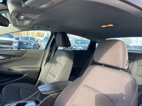 Used 2024 Chevrolet Malibu LT image 16
