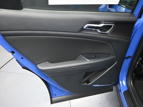 New 2026 Kia Sportage SX FWD image 30