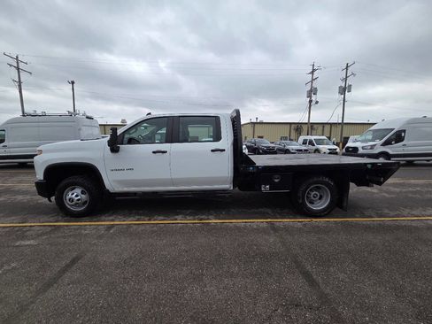 Used 2023 Chevrolet Silverado 3500 W/T w/ WT Fleet Convenience Package image 2