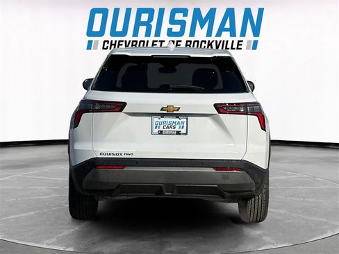 New 2026 Chevrolet Equinox LT image 5