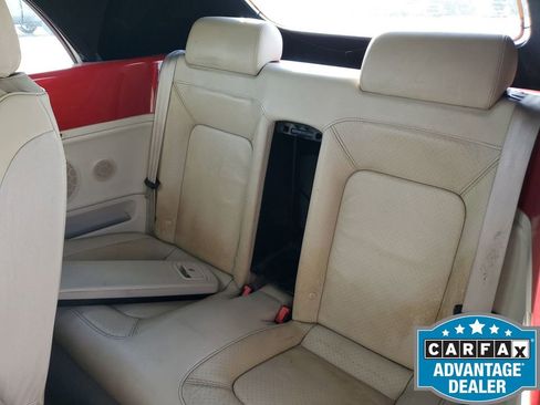 Used 2006 Volkswagen Beetle Convertible w/ Package 2 image 23