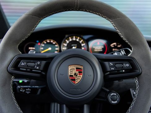 Certified 2022 Porsche 911 GT3 image 14