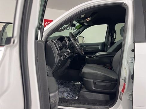 Used 2021 RAM 2500 Big Horn image 3