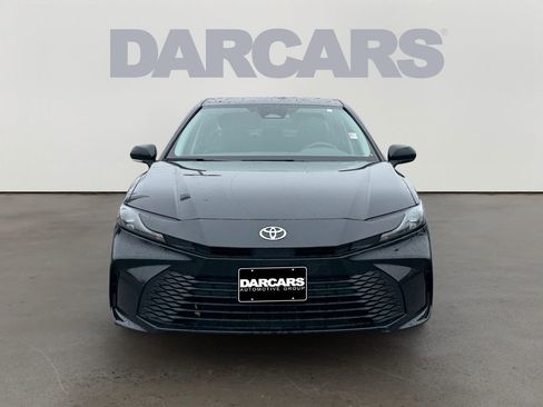 Used 2025 Toyota Camry LE image 2