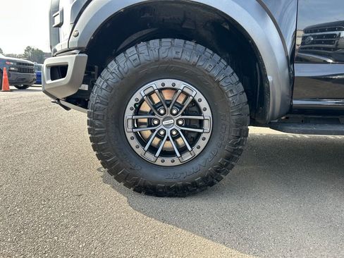 Used 2019 Ford F150 Raptor w/ Equipment Group 801A Mid image 29