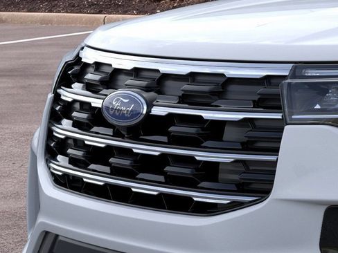 Used 2026 Ford Explorer Active w/ Active Comfort Package AWD/4WD image 22