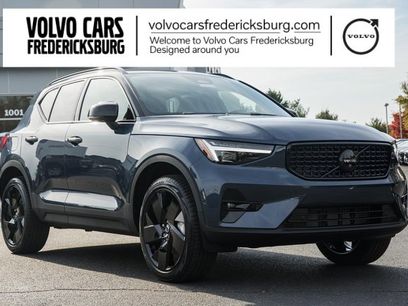 New 2026 Volvo XC40 B5 Ultra w/ Protection Package Premier