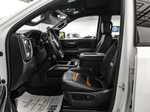 Used 2021 GMC Sierra 1500 AT4 w/ AT4 Preferred Package AWD/4WD image 4