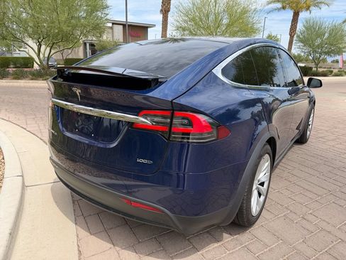 Used 2018 Tesla Model X 100D AWD/4WD image 3
