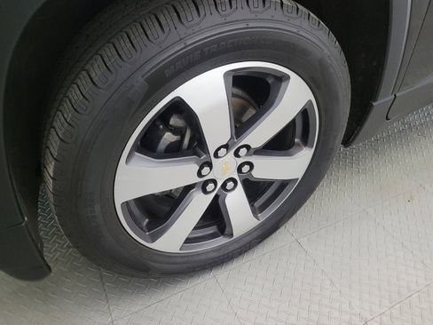 Used 2019 Chevrolet Traverse LT w/ LT Premium Package AWD/4WD image 31