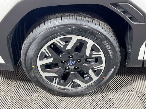 Certified 2025 Subaru Forester Premium image 24