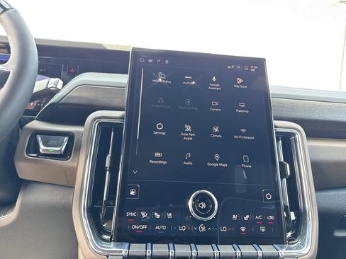 Used 2026 GMC Yukon XL Denali Ultimate w/ LPO, Floor Liner Package image 28