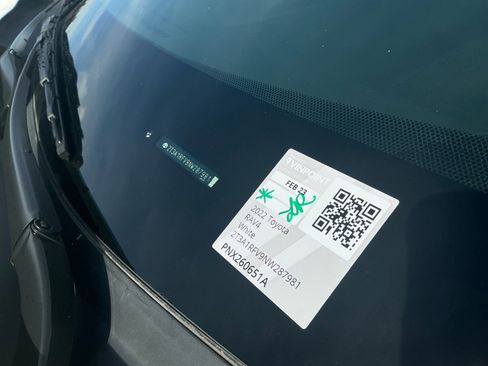 Certified 2022 Toyota RAV4 XLE Premium image 25