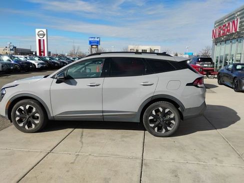Used 2023 Kia Sportage X-Line AWD/4WD image 8