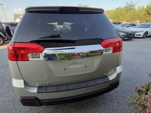 Used 2015 GMC Terrain SLE AWD/4WD image 6