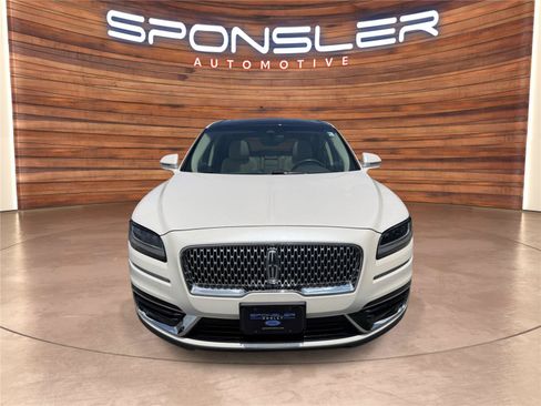 Used 2019 Lincoln Nautilus Reserve AWD/4WD image 10