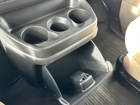 Used 2014 Chevrolet Express 4500 w/ RV Package image 41