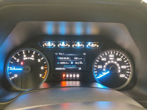 Used 2018 Ford F150 XLT w/ Equipment Group 302A Luxury AWD/4WD image 23