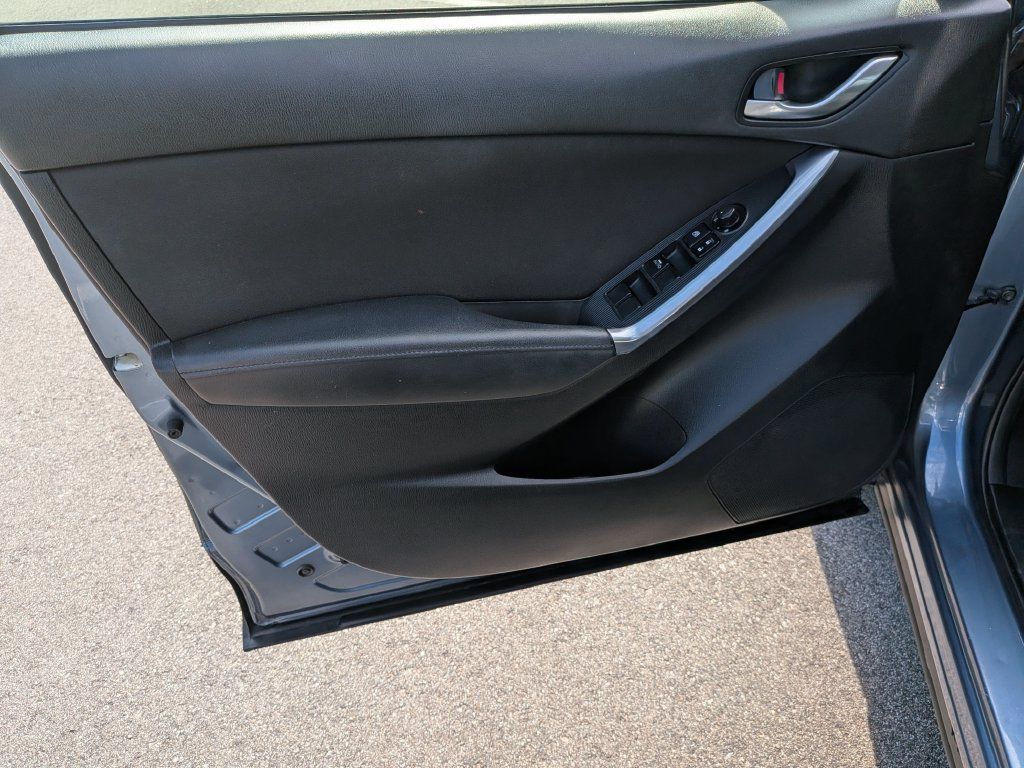 Used 2014 MAZDA CX-5 Sport w/ Bluetooth Audio Package FWD image 8