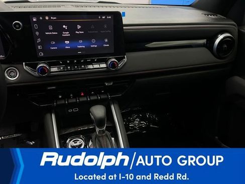 Used 2024 Chevrolet Colorado Z71 w/ Z71 Convenience Package 2 image 20