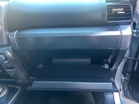 Used 2014 Toyota 4Runner SR5 Premium image 49