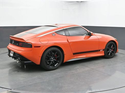 Used 2024 Nissan Z Performance w/ Heritage Edition RWD image 11