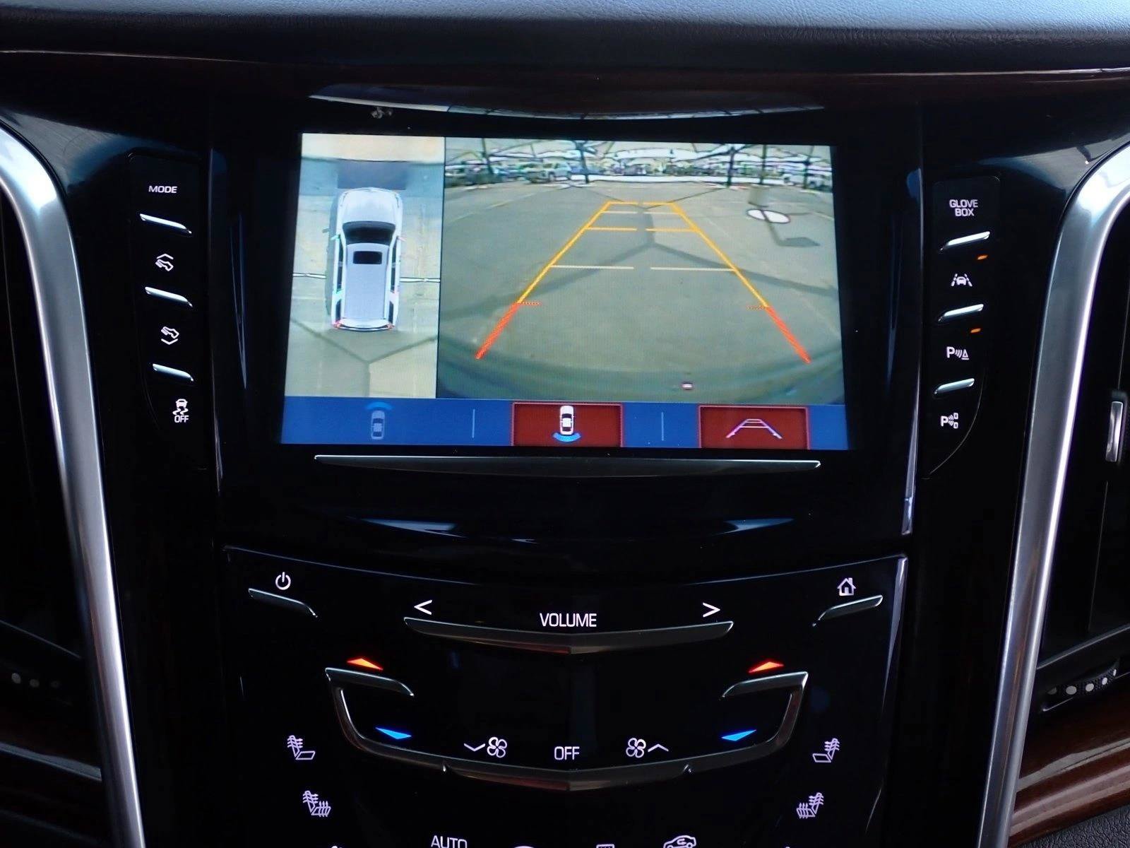 Used 2020 Cadillac Escalade Premium Luxury AWD/4WD image 20