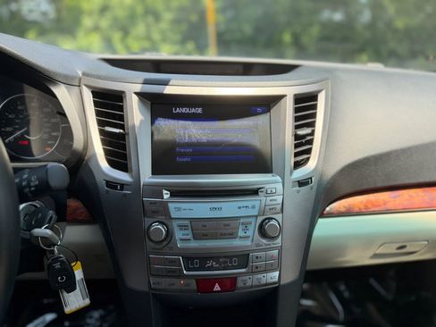 Used 2012 Subaru Outback 2.5i Limited AWD/4WD image 26