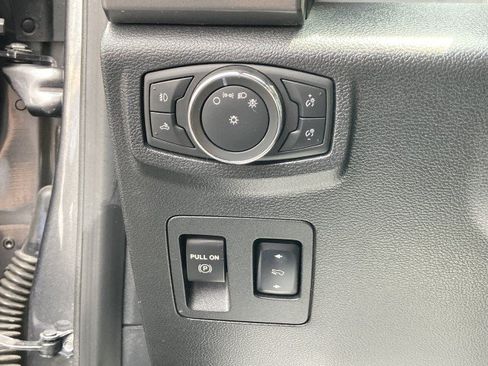 Used 2015 Ford F150 XLT w/ Equipment Group 301A Mid AWD/4WD image 19